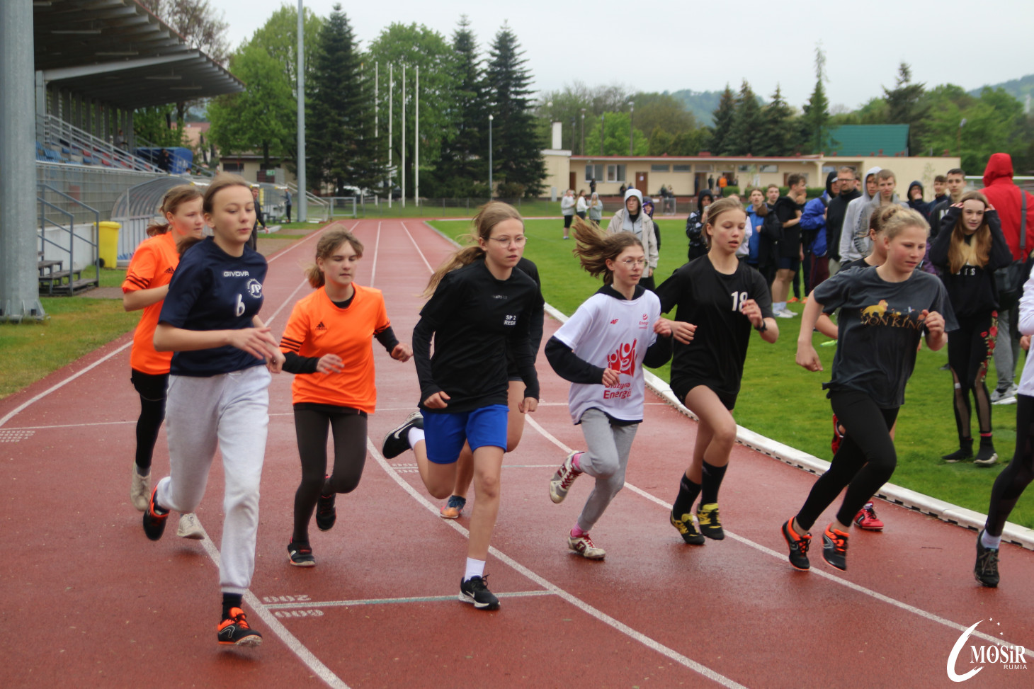 Powiatowe Igrzyska Młodzieży Szkolnej w indywidualnej lekkoatletyce
